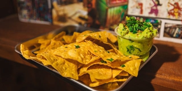 House Guacamole & Totopos.